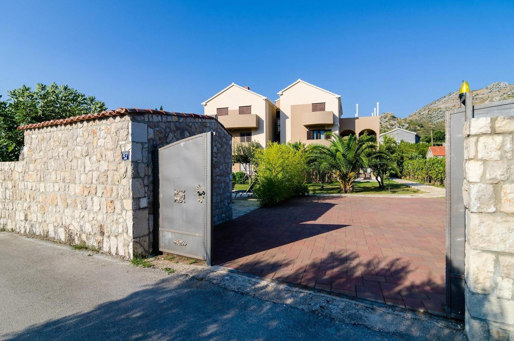 Apartment Setemana Mlini
