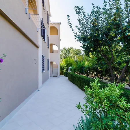 Apartments Setemana Mlini Exterior photo